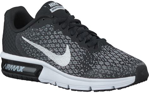 nike fitness schoenen zwart|nike jongens schoenen.